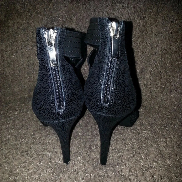 ABS-ALLEN SCHWARTZ-Letta-Black Stiletto Heels - Picture 5 of 7